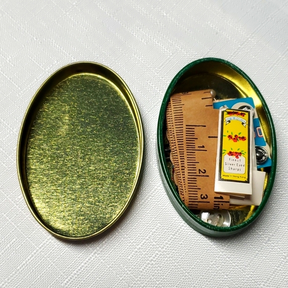 VTG Coca Cola Travel Tin & Sewing Supplies Handy Sewing Kit Retro Collectible - Picture 9 of 16